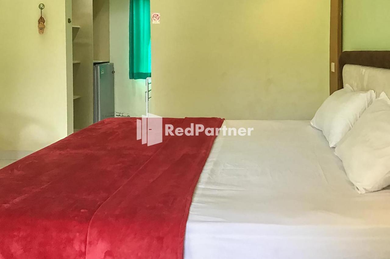 Pondok Mesari Redpartner Near Legian Beach Dış mekan fotoğraf