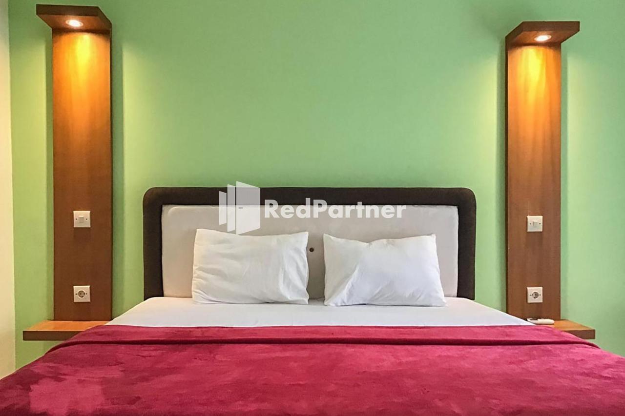 Pondok Mesari Redpartner Near Legian Beach Dış mekan fotoğraf